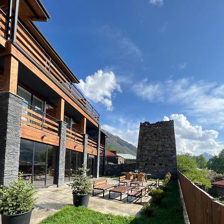 Capra Hotel Kazbegi מראה חיצוני תמונה