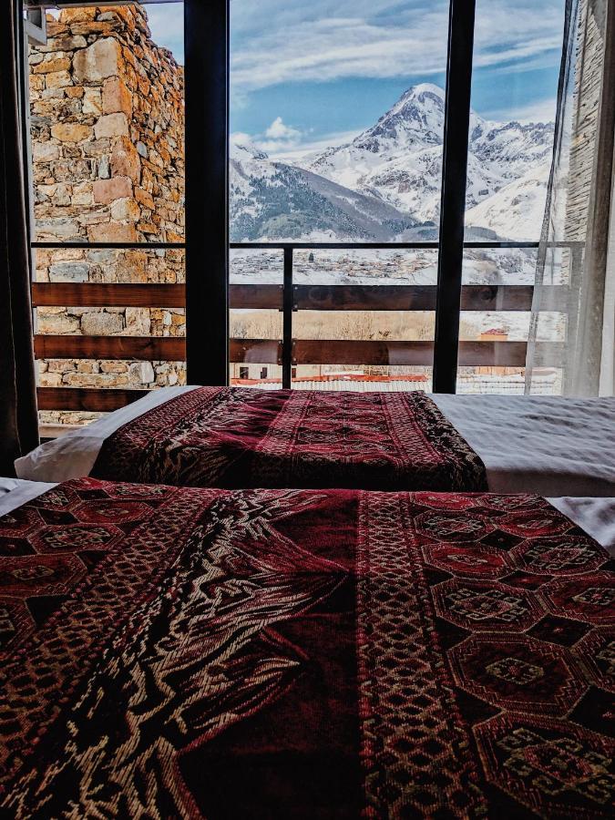 Capra Hotel Kazbegi מראה חיצוני תמונה