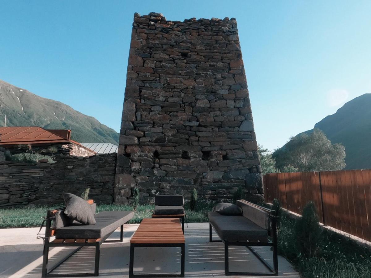 Capra Hotel Kazbegi מראה חיצוני תמונה