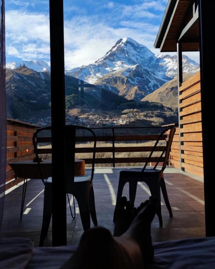 Capra Hotel Kazbegi מראה חיצוני תמונה