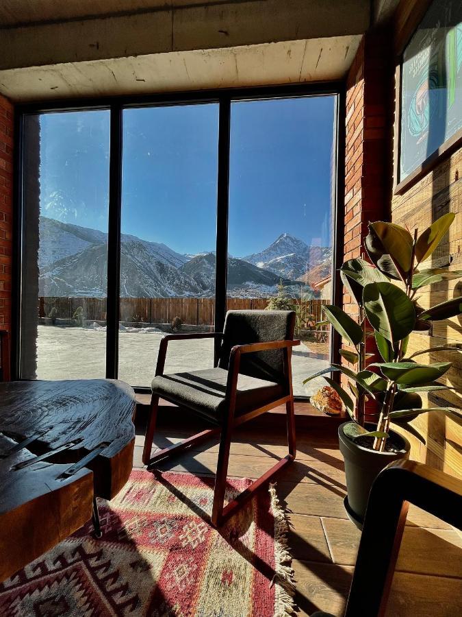 Capra Hotel Kazbegi מראה חיצוני תמונה